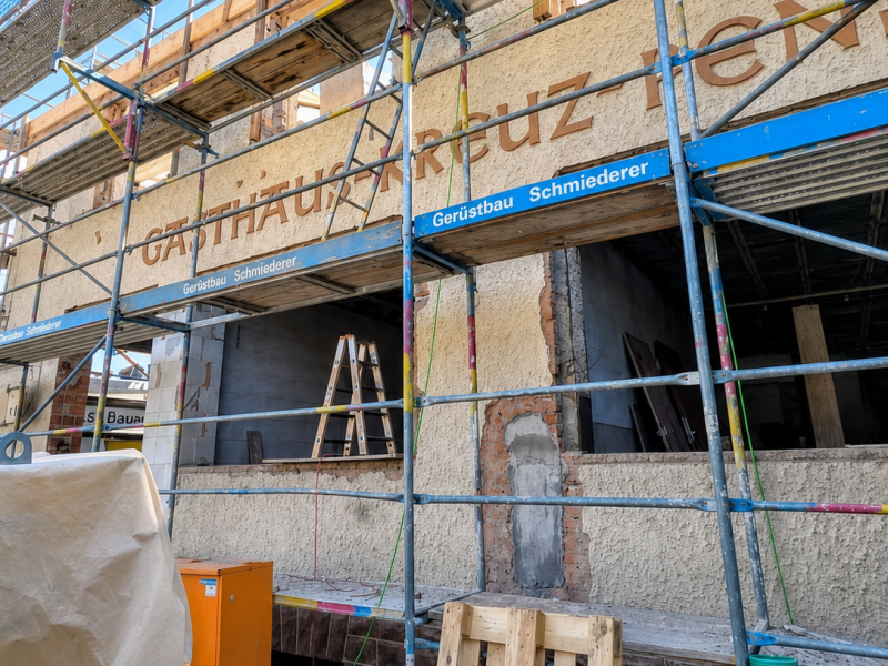 fassade_gasthaus_kreuz_biberach