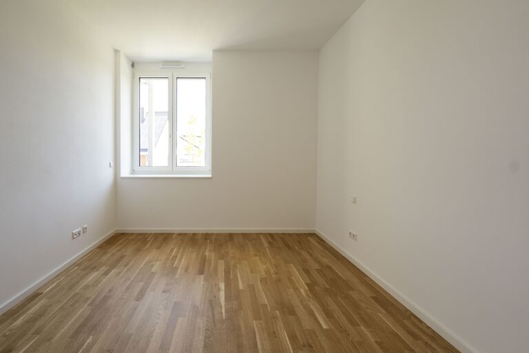 2026-04-25_W12_Schlafzimmer1_website
