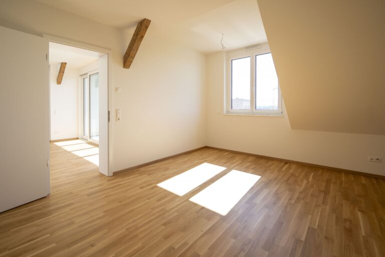 2026-04-25_W18_Schlafzimmer1_website