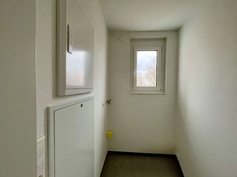 W09_Abstellraum_website